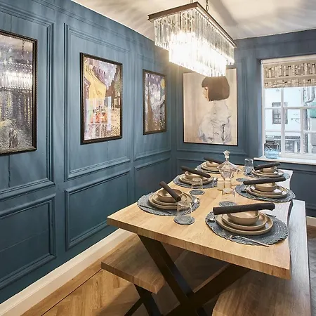 아파트 Boutique - Market Quarters *