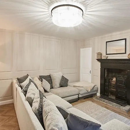 Boutique - Market Quarters *