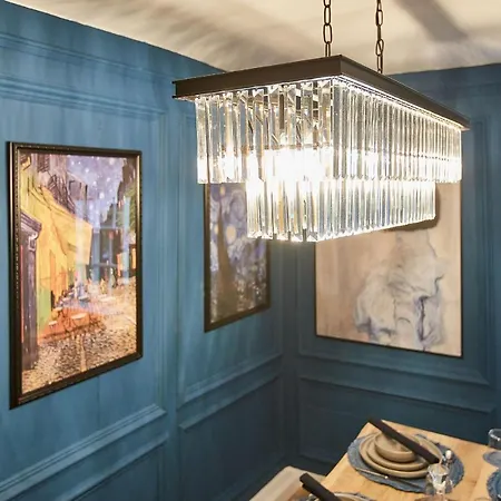 Boutique - Market Quarters *