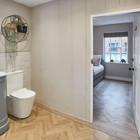 Boutique - Market Quarters * 휫비