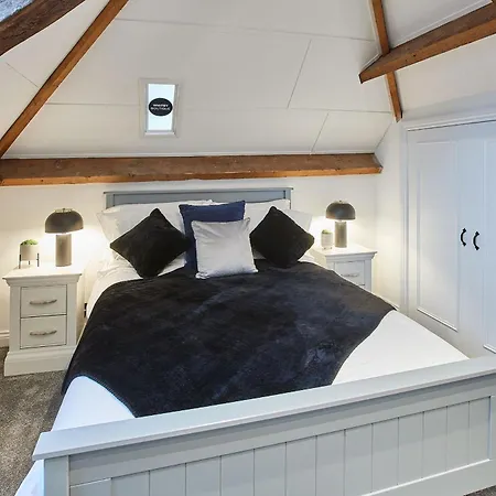 Boutique - Market Quarters *