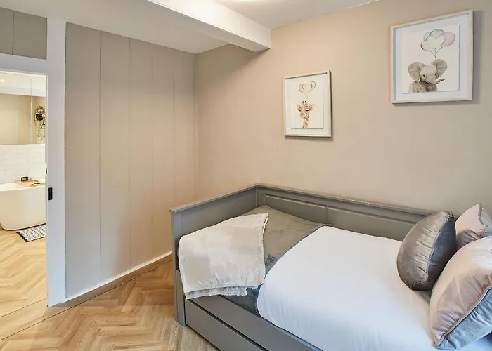 Boutique - Market Quarters Apartment Whitby