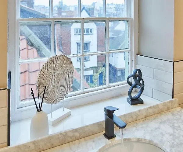 Boutique - Market Quarters Whitby